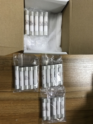 3A 1300V 세라믹 재료 고압 휴즈 현재 250KA 15X75mm
