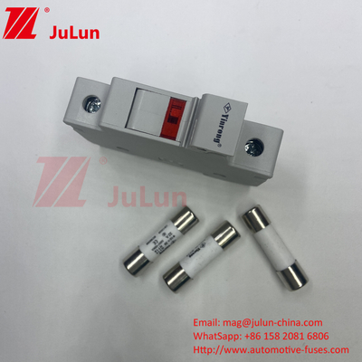전문 공장 BYPV-18 1pole 16a 1000v DC Din 철도 퓨즈 홀더 1500v DC 태양 퓨즈와 함께
