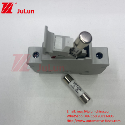 전문 공장 BYPV-18 1pole 16a 1000v DC Din 철도 퓨즈 홀더 1500v DC 태양 퓨즈와 함께