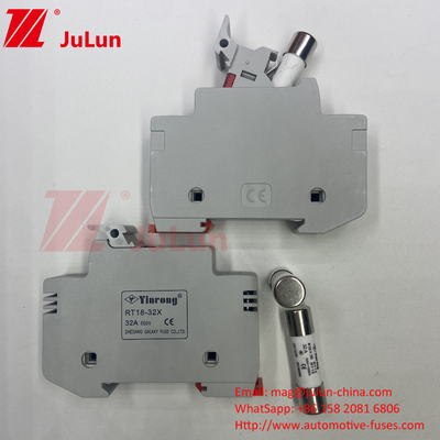 PV 모듈 보호용 세라믹 피우스와 함께 보유자 15A 태양 PV 피우 1000V 10 * 38mm Din Rail 태양 피우 An