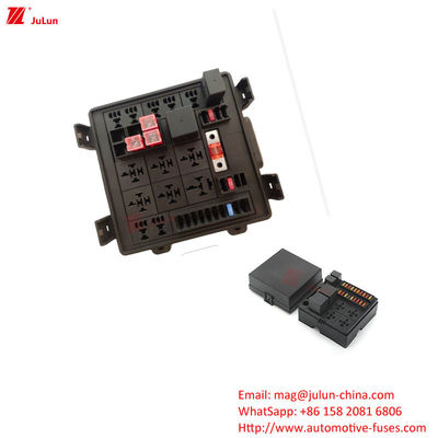 30A-500A 구리 콘택트 서킷 브레이커 EU UL 인증 전기 차량용 플라스틱 / 나일론 가구