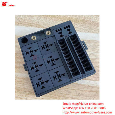 자동차 외부 차원 피지 박스 32V 등급 구리 접촉 자동차 피지 홀더 EU UL 표준