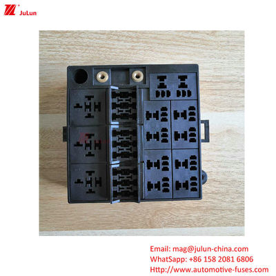 자동차 외부 차원 피지 박스 32V 등급 구리 접촉 자동차 피지 홀더 EU UL 표준