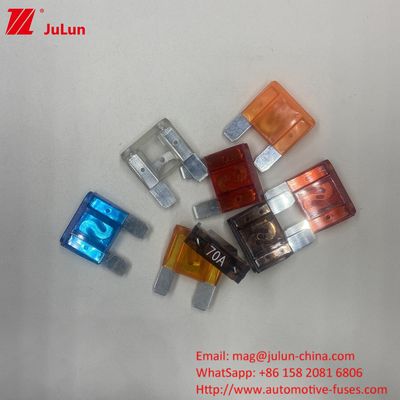 자동차 전자기기 블레이드 자동차 퓨즈 50A 32V