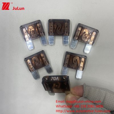 60A 32VDC 자동차 애플리케이션 및 보호용 자동 블레이드 피우