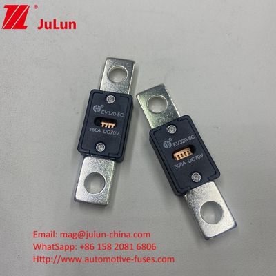 51mm 구멍 거리 자동차 EV320*-5X 225A 70VDC 피질 68*19*10mm 6KA 성능 차량에 대한 분쇄 용량