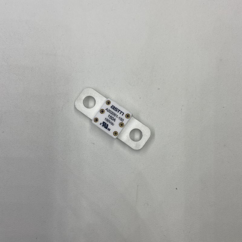 150A 150VDC 전력 변환 세라믹 자동차 안전기 고 파열 용량 16KA 20KA 권장 긴 토크 11-13N · m M8