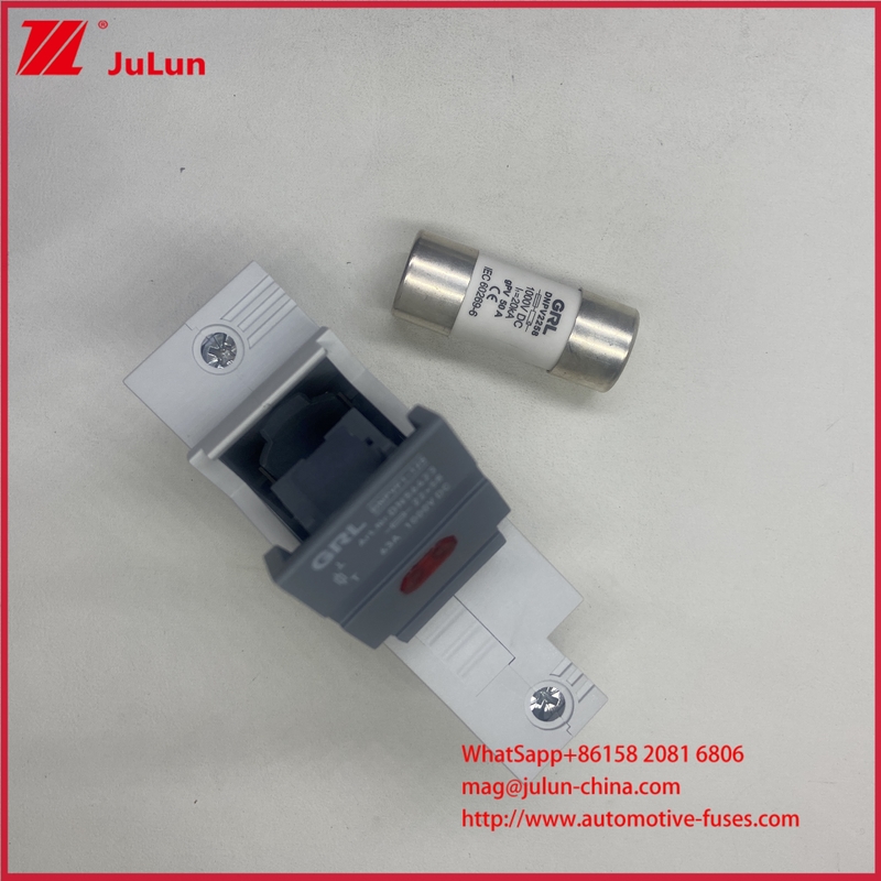 63A 광전지 퓨즈 홀더 22*58mm 1000DC TUV CE 퓨즈 링크 사이즈 (GB/T14048.3 표준)