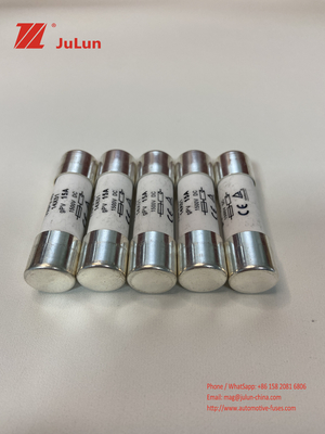 1000V/1500V TUV CE는 태양 PV 퓨즈 5x20mm 10x38mm 14x51mm 10X85mm을 평가했습니다
